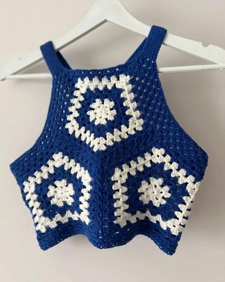Haut Top Bleu Élégant en Laine – Douceur Chic